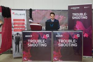 4gamechanger-festival-2017-trouble-shooting-desk